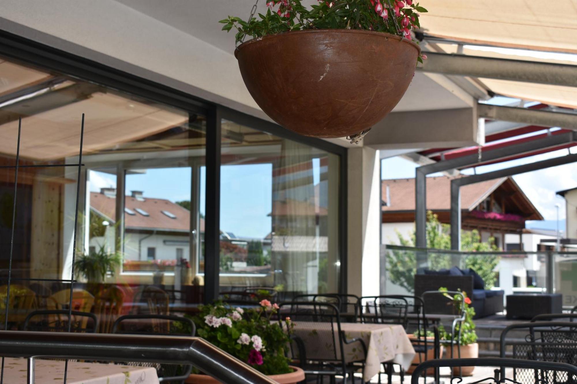 Hotel Kleissl Oberperfuss Ngoại thất bức ảnh